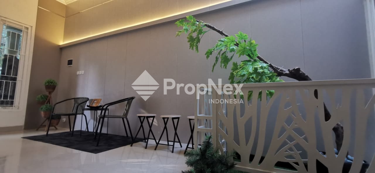 MURAH!! Rumah Semi Furnished 5 Kamar di Jangli Tlawah Semarang — foto 3